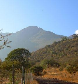 Cerro La Cruz por Quebrada de Peñalolén
