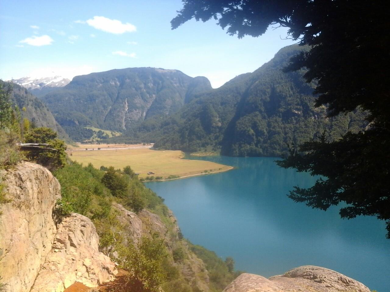 Lago Desierto - Lago Azul