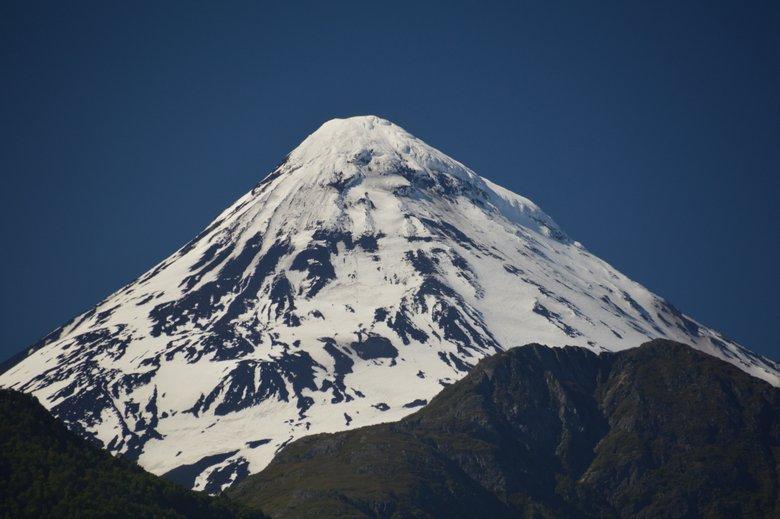 Volcán Lanín, ruta chilena