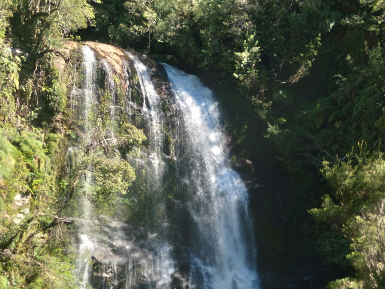 Sendero Cascada Escondida